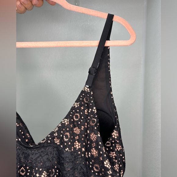 Swimsuits for All Black Lace V Plunge One Piece Swimsuit Size 20 - Picture 5 of 8